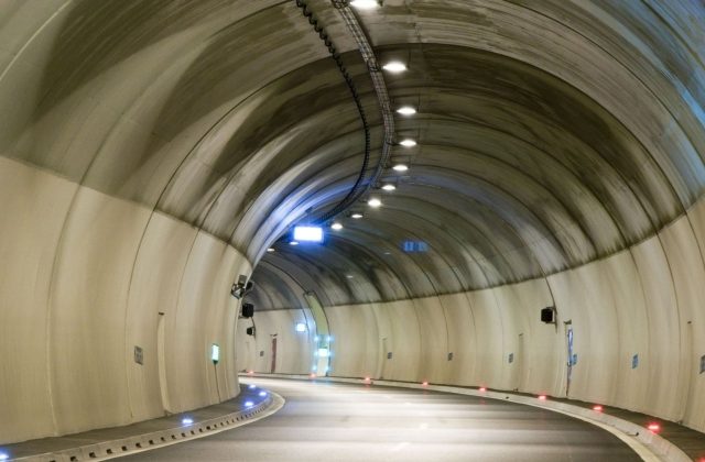 Tunnel and water treatment facility waterproofing Tunnel and water treatment facility waterproofing